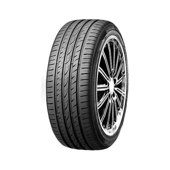 Roadstone Eurovis Sport 04 tyre — three-quarter studio view